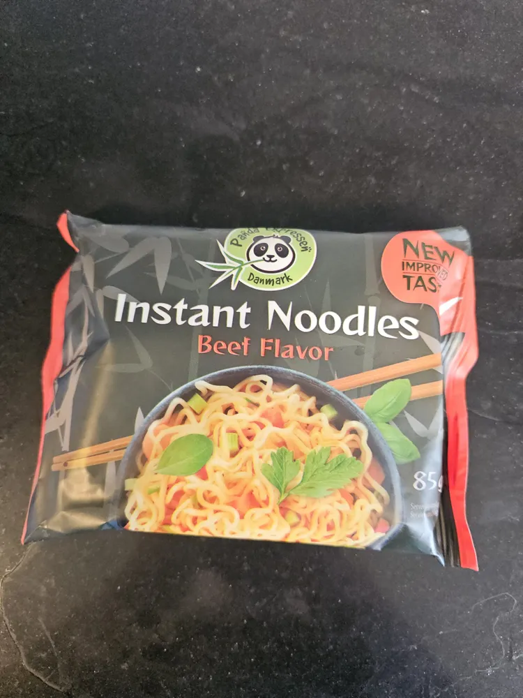 Instant Noodles Beef Flavour