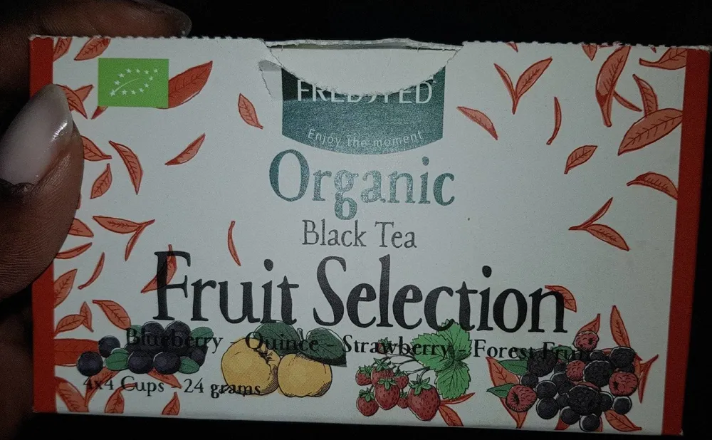 Organic Black Tea Fruit Selection
