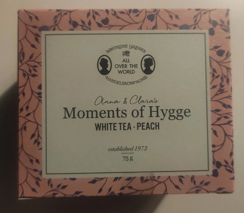 Moments of Hygge White Tea Peach