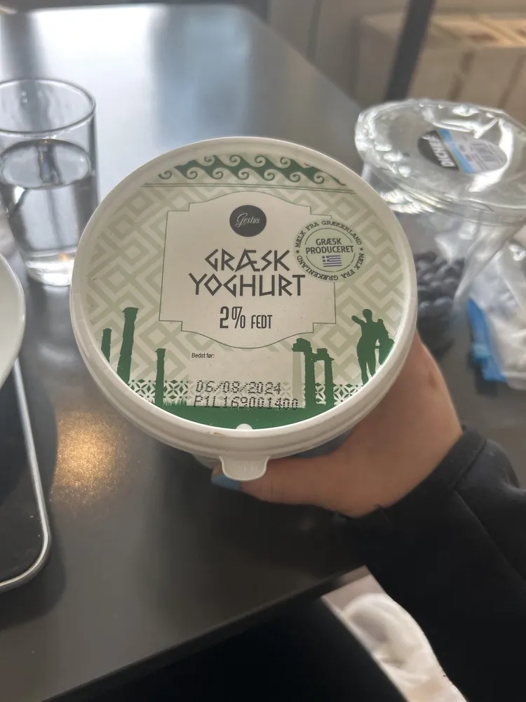 GRÆSK YOGHURT 2% FEDT