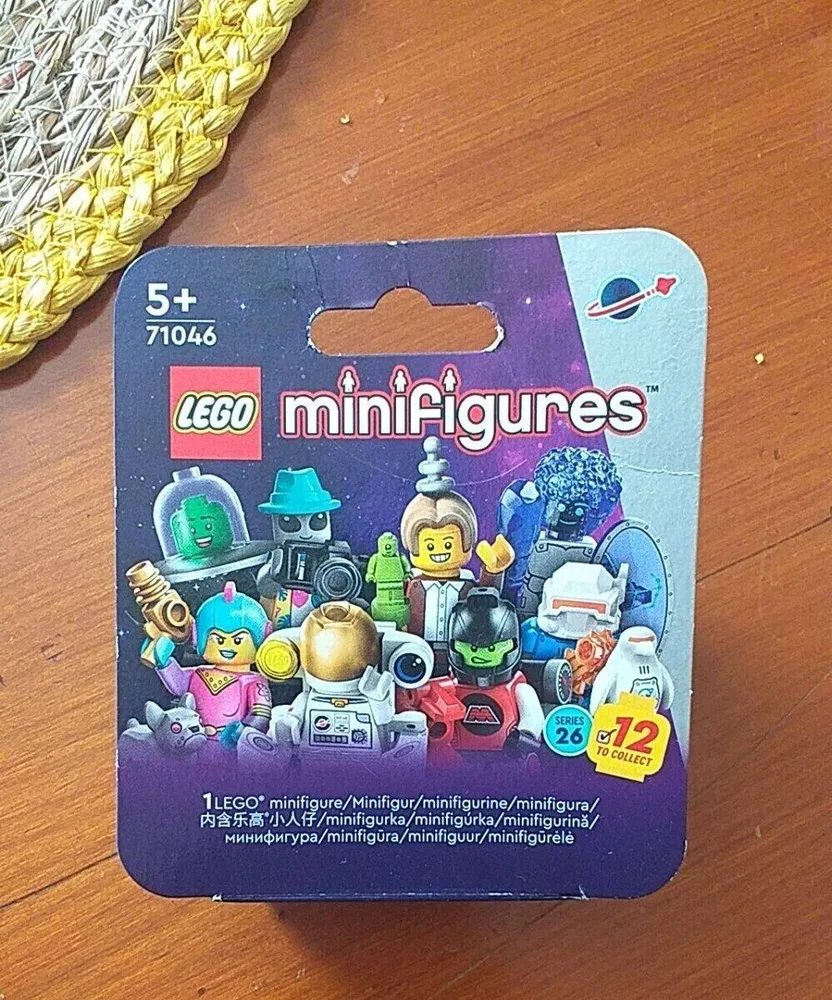 Minifigures