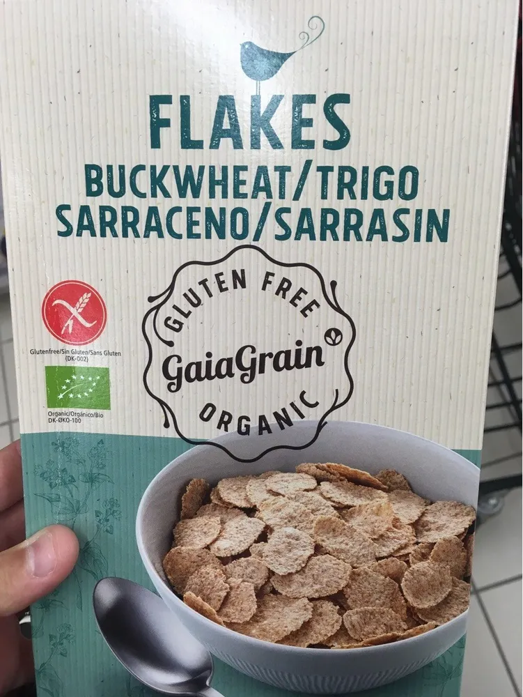 Flakes buckwheat