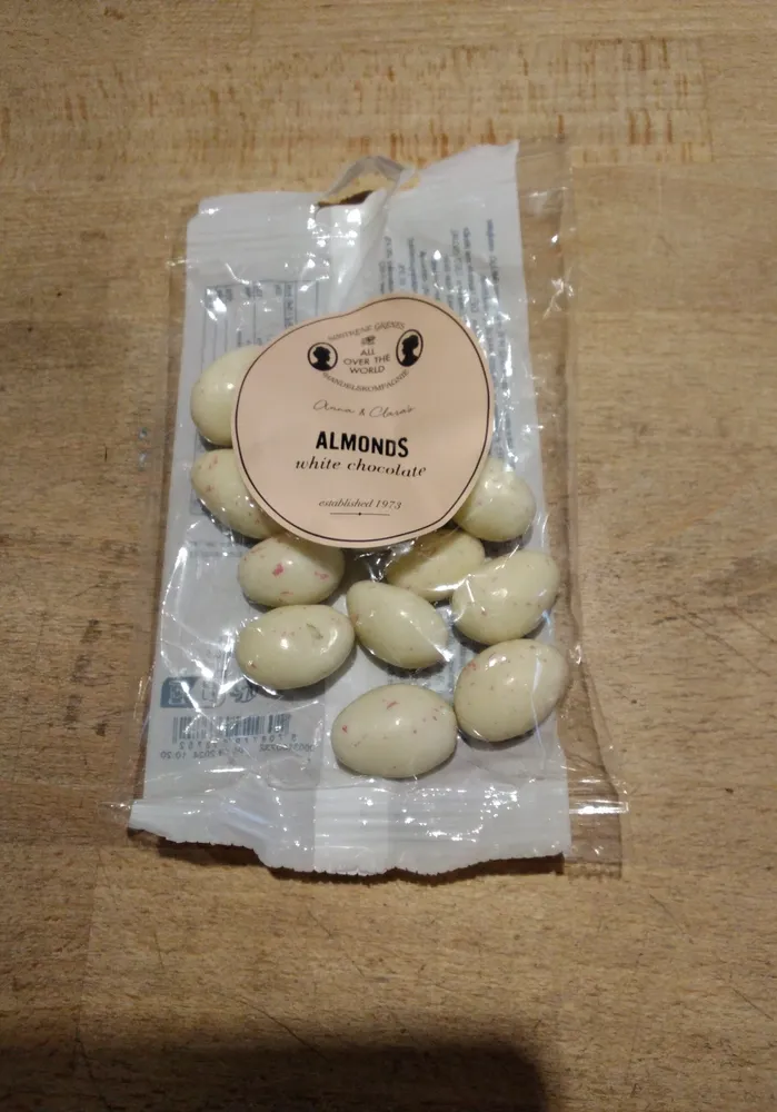 Amandes au chocolat blanc