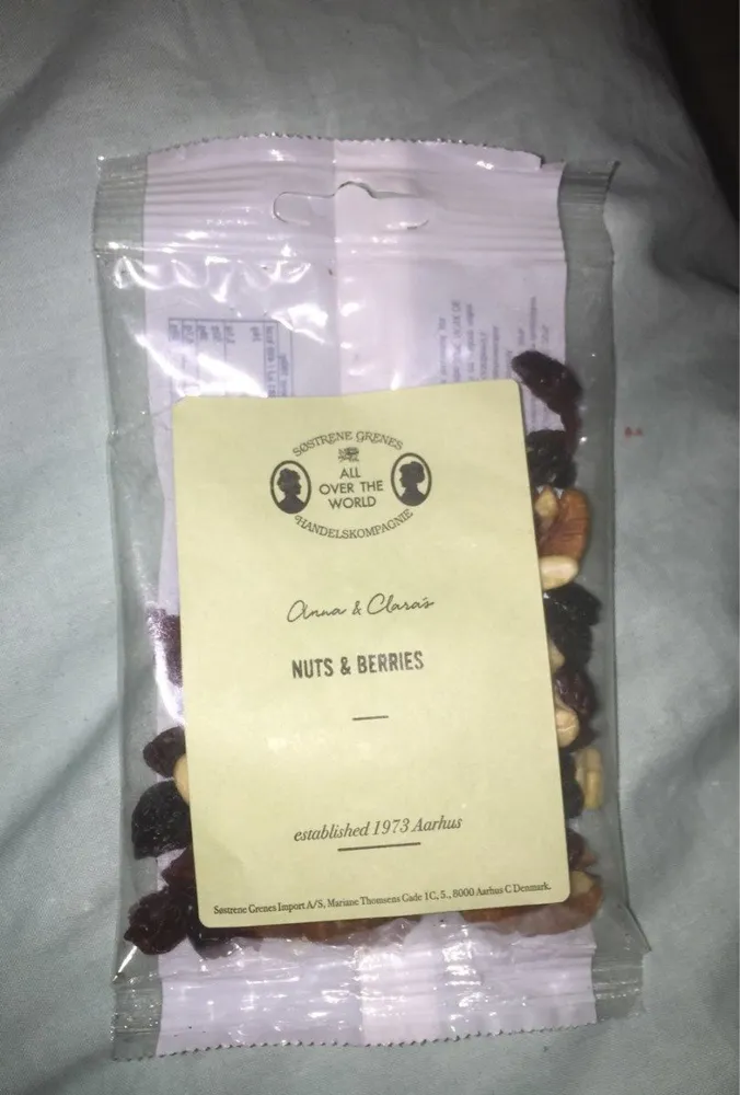 Nuts & berries