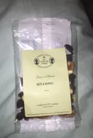 Nuts & berries