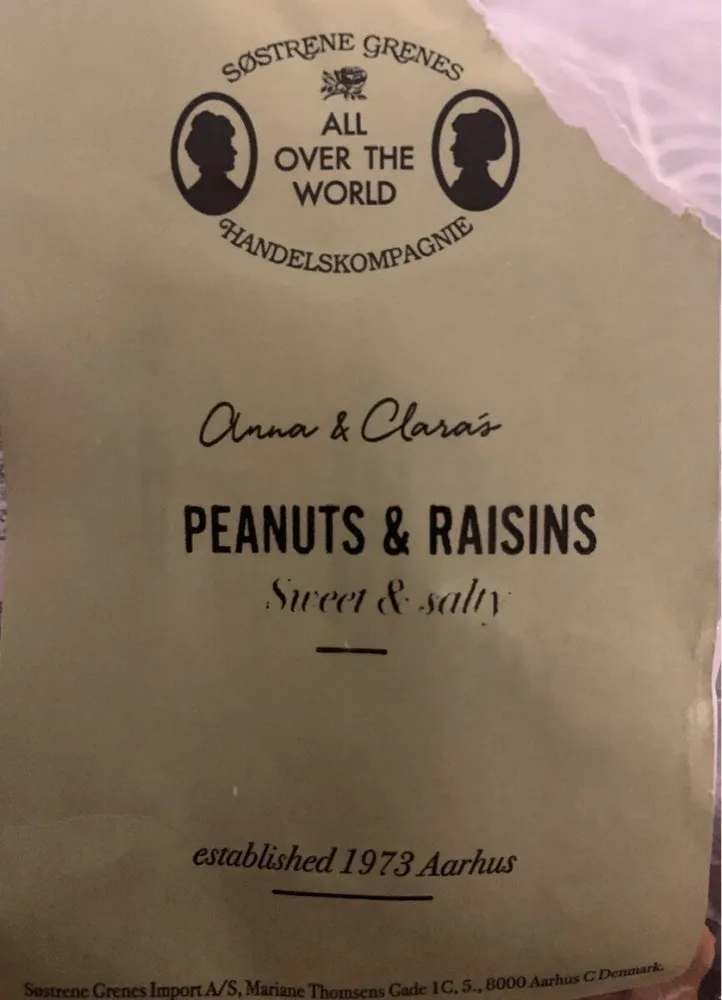 Peanuts & Raisins