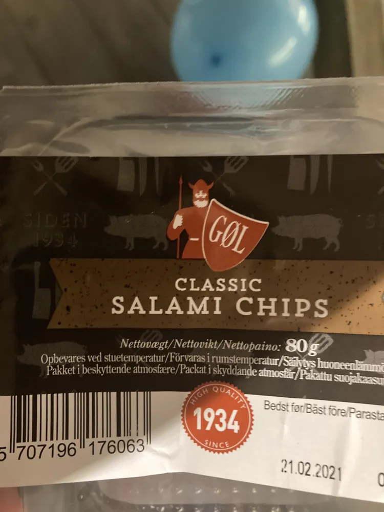 Classic salami chips