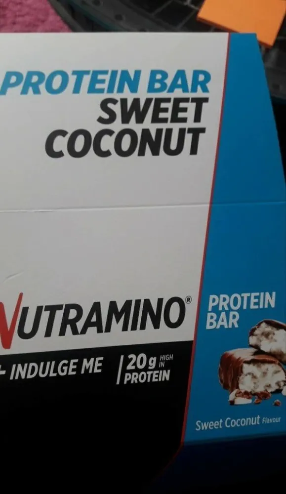 Protein bar sweet coconut