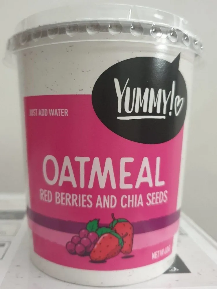 Oatmeal red berries and chia seeds