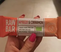 Raw Bar - Apricot & Cinnamon