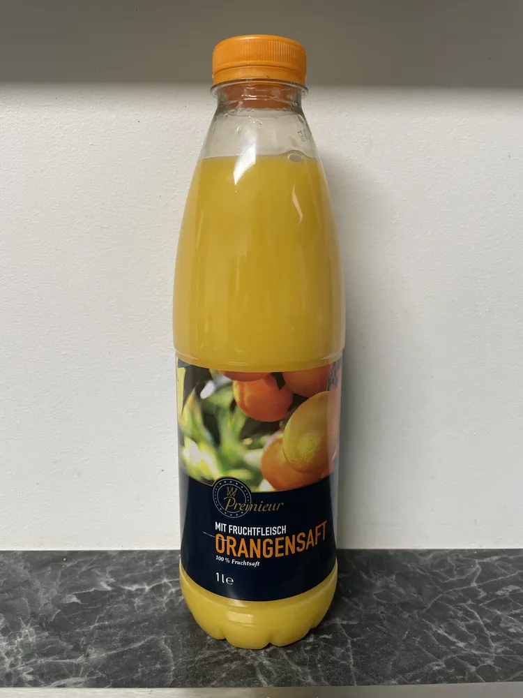Orangensaft mit Fruchtfleisch