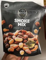 Smoke mix roasted nuts