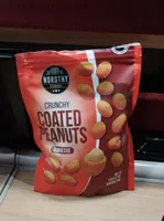 Crunchy coated peanuts