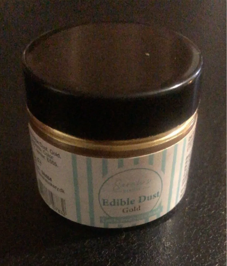 Edible dust gold sarah is bakery