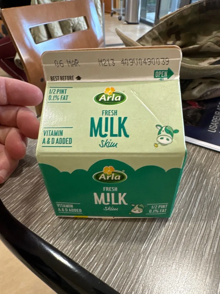1/2 Pint Skim Milk