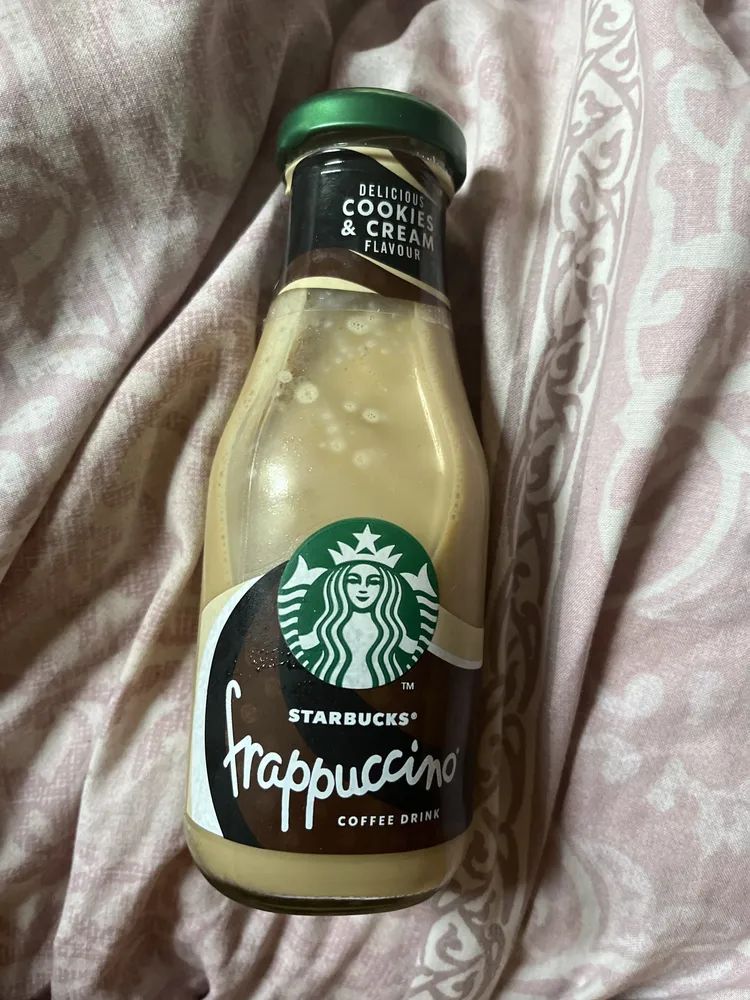 starbucks Cookies & Cream Frappuccino
