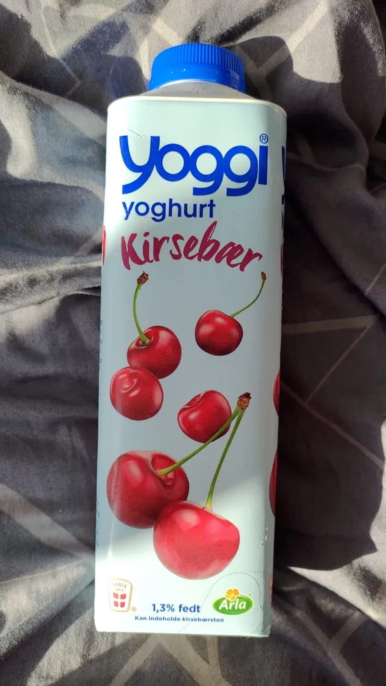 Kirsebær yoghurt