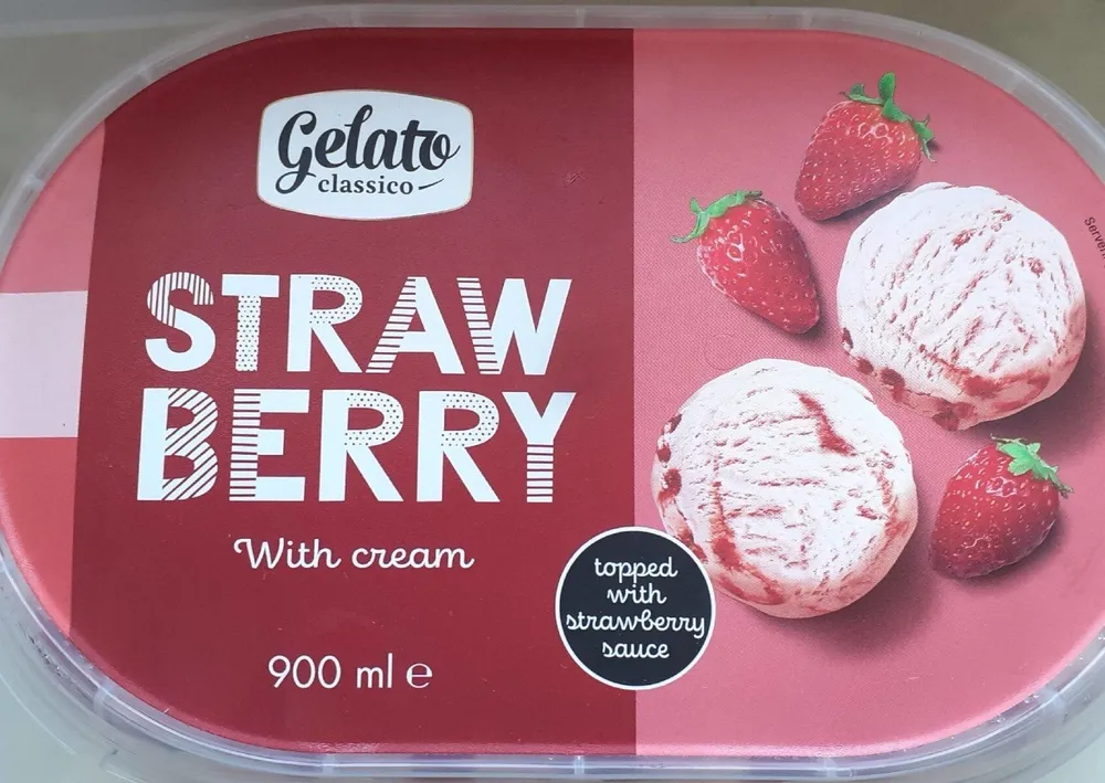 Strawberry with cream