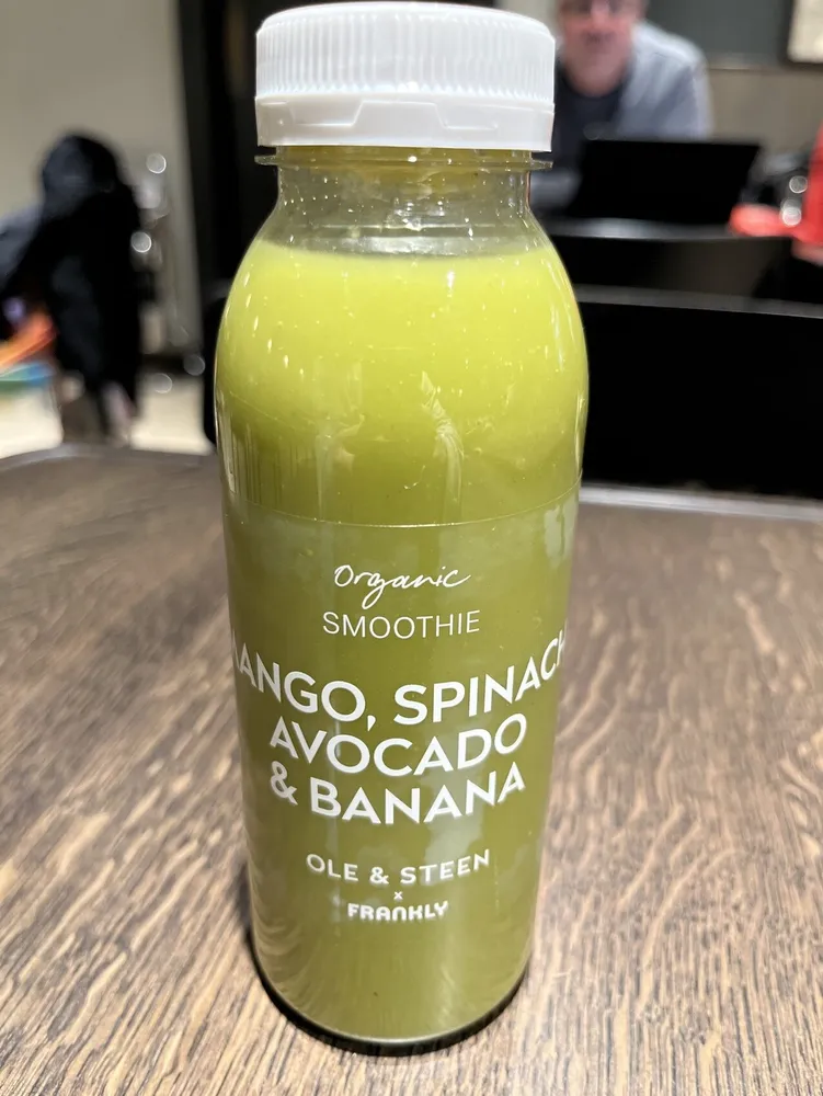 Mango, Spinach, Avocado, And Banana Smoothie