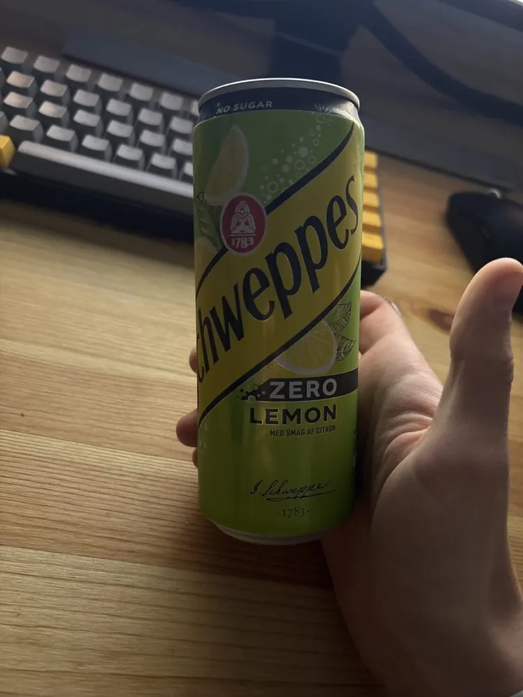 Schweppes Zero Lemon