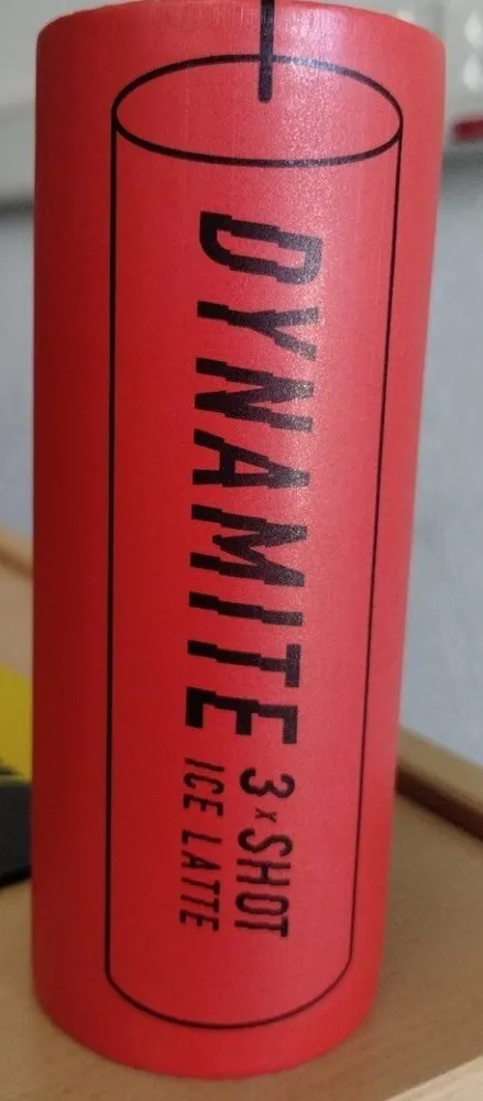Boisson au café avec du lait et crème UHT