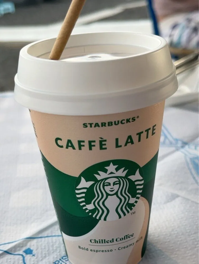 Cafe late