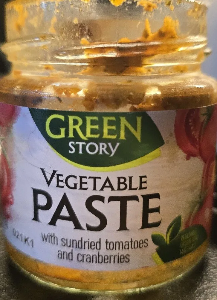 Vegetable Paste with Sundried Tomatoes and Cranberries