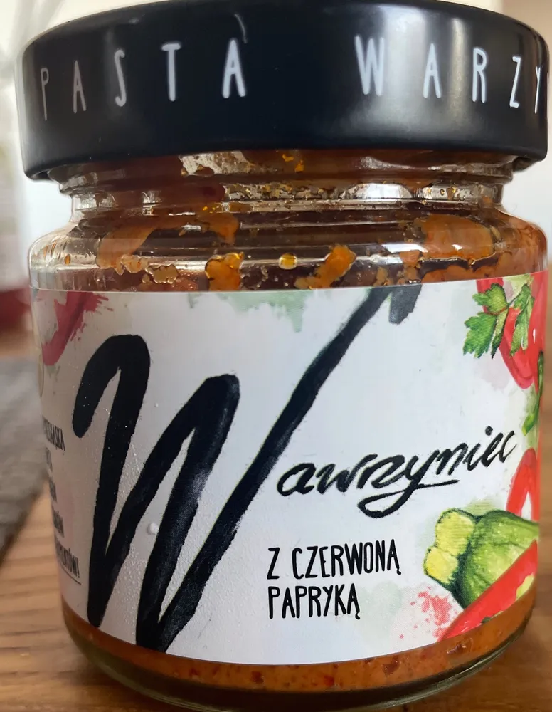 Pasta warzywna z czerwoną papryką