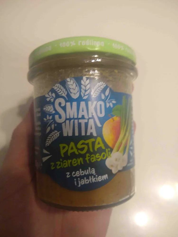 pasta z ziaren fasoli z cebulą i jabłkiem