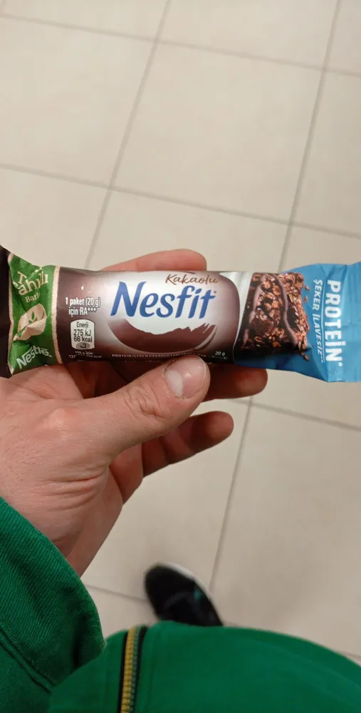 Nesfit kakaolu tam tahıllı bar