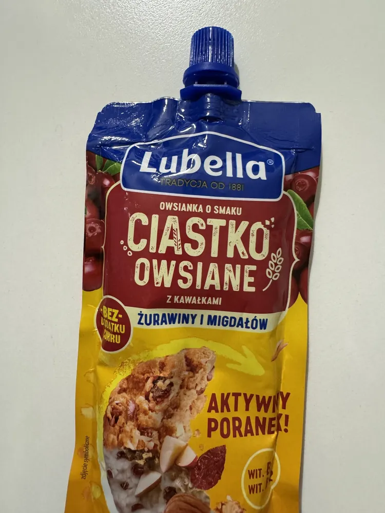 CIastko Owsiane z Kawałkami Żurawiny i Migdałów