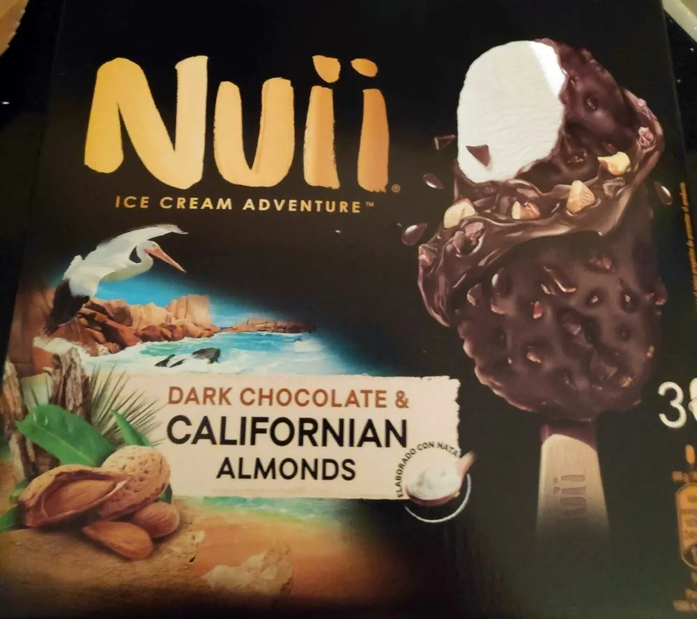 Dark chocolate & Californian almonds