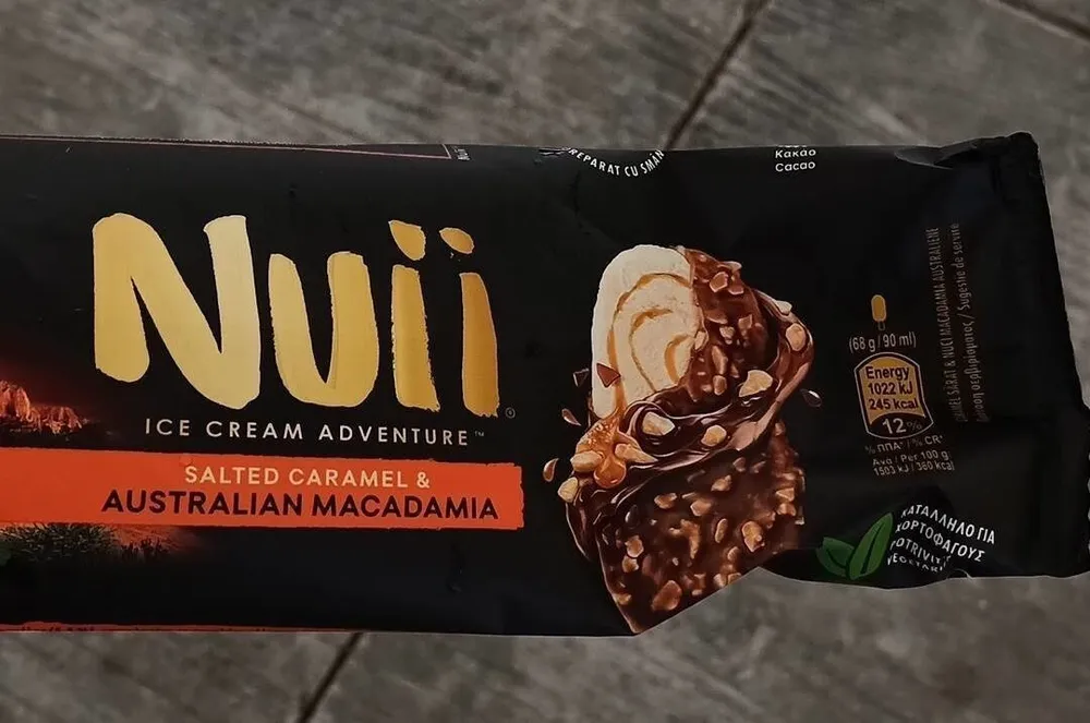 Nuii Salted Caramel and Australian Macadamia