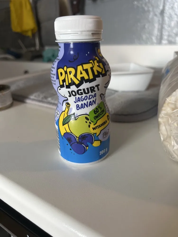 jogurt jagoda banan