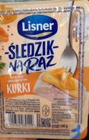 Śledzik na raz w sosie grzybowym kurki