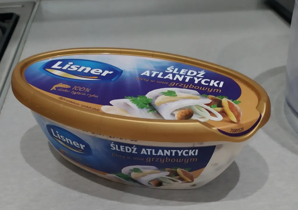 Śledź atlantycki w sosie grzybowym