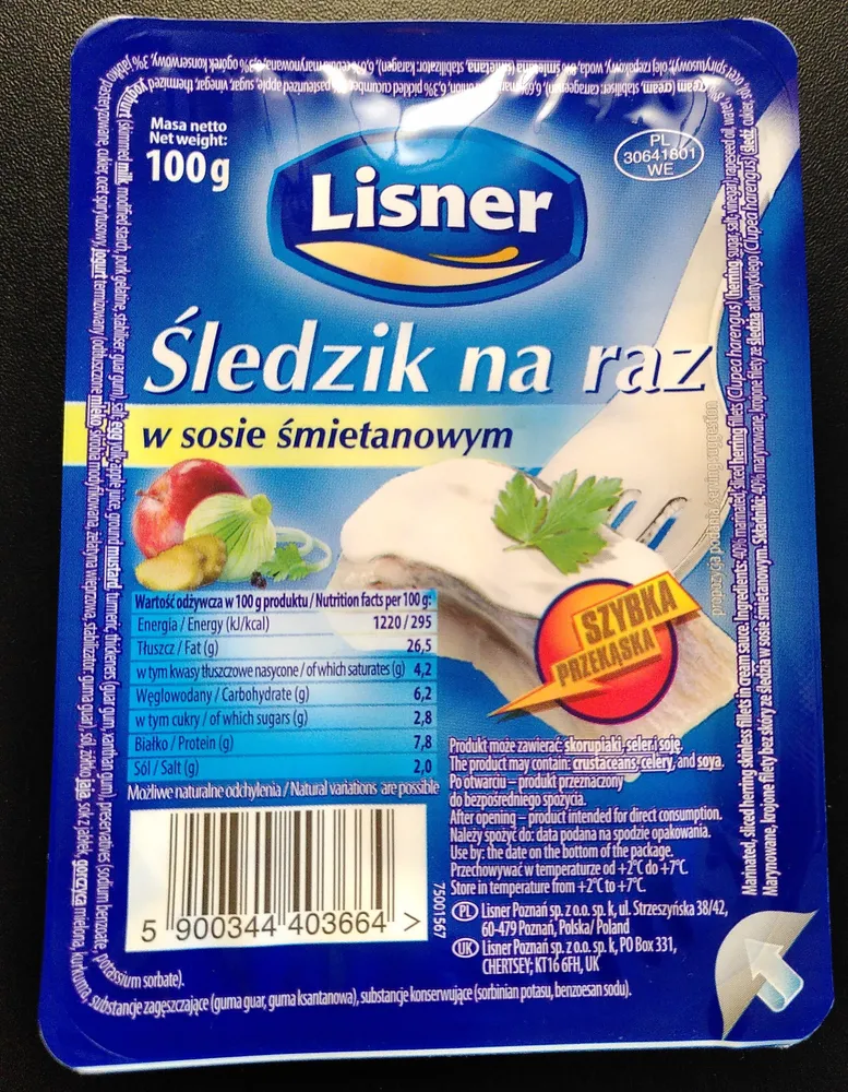 Śledzik na raz w sosie śmietankowym