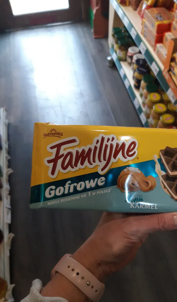 Familijne