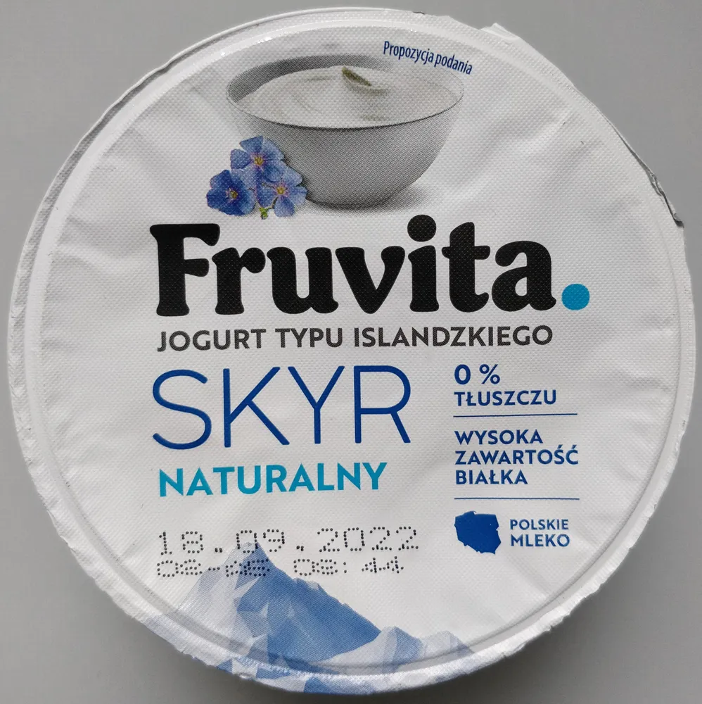 Jogurt typu islandzkiego Skyr naturalny