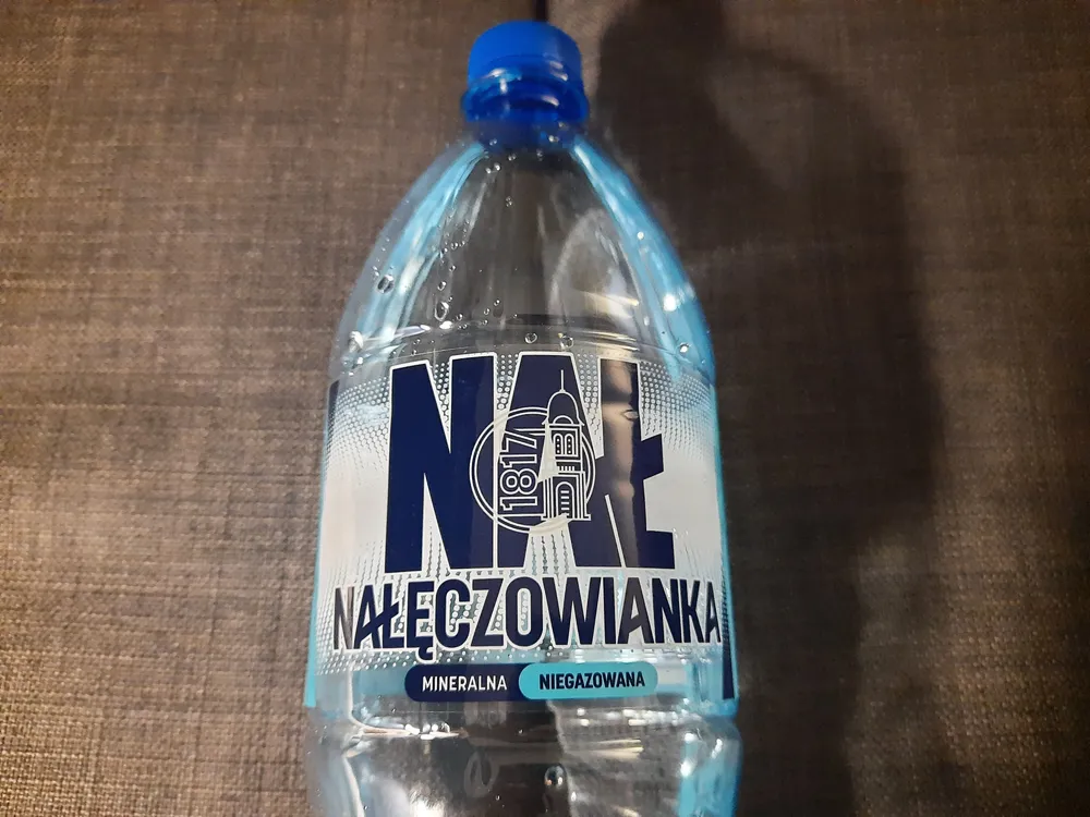 Mineralna niegazowana