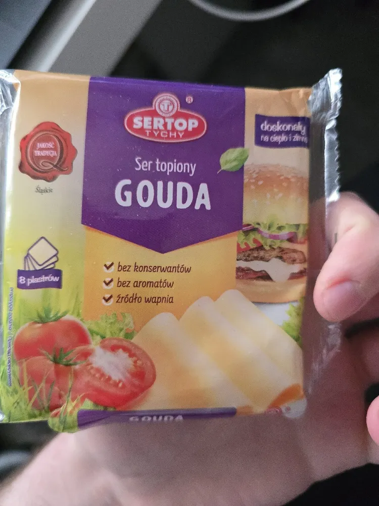 gouda cheese slice