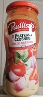Sos do makaronu z płatkami czosnku