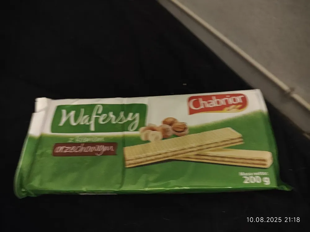 wafersy z kremem czekoladowym