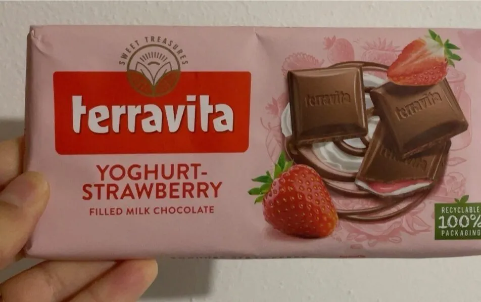 Yoghurt - strawberry chocolate