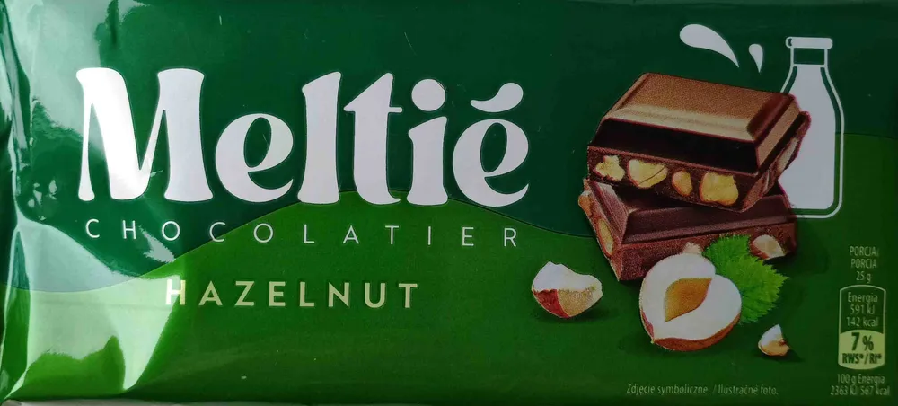 Czekolada mleczna z orzechami laskowymi
