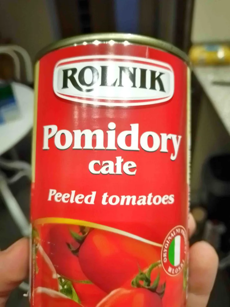 Pomidory całe