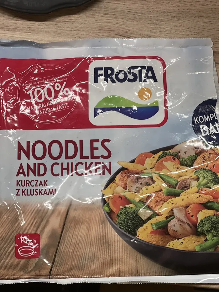 Noodles And Chicken