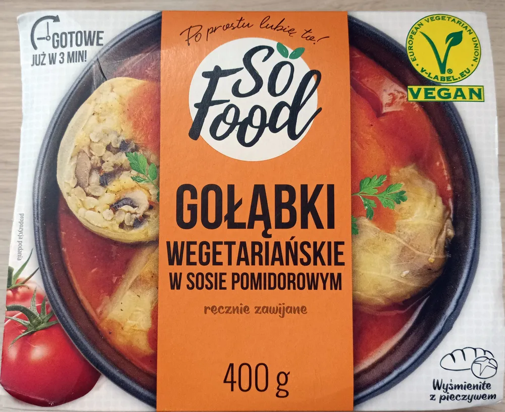Gołąbki wegetariańskie w sosie pomidorowym