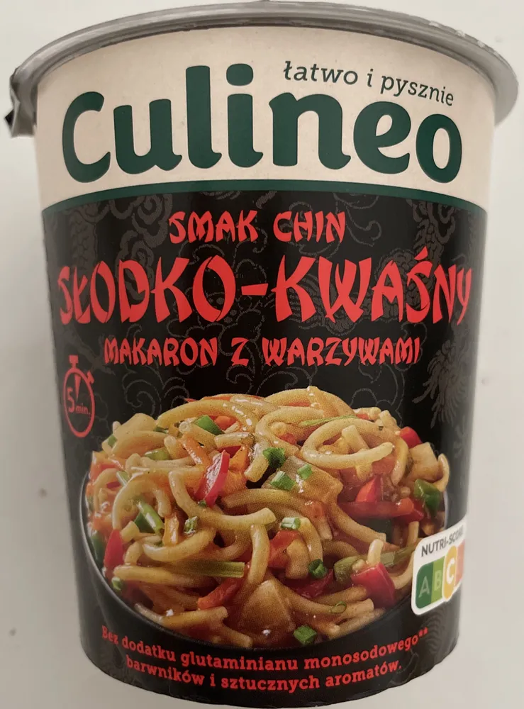 Słodko-kwaśny makaron z warzywami