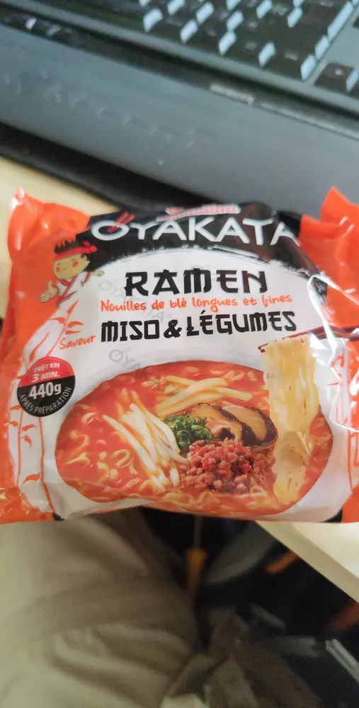 Oyakata - Ramen Nouilles de blé longues et fines saveur Miso & Légumes